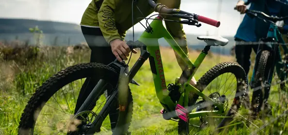 Spotlight Client : Santa Cruz Bicycles donne du pouvoir à ses partenaires avec Bynder